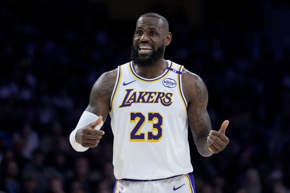 Lakers supreme clearance